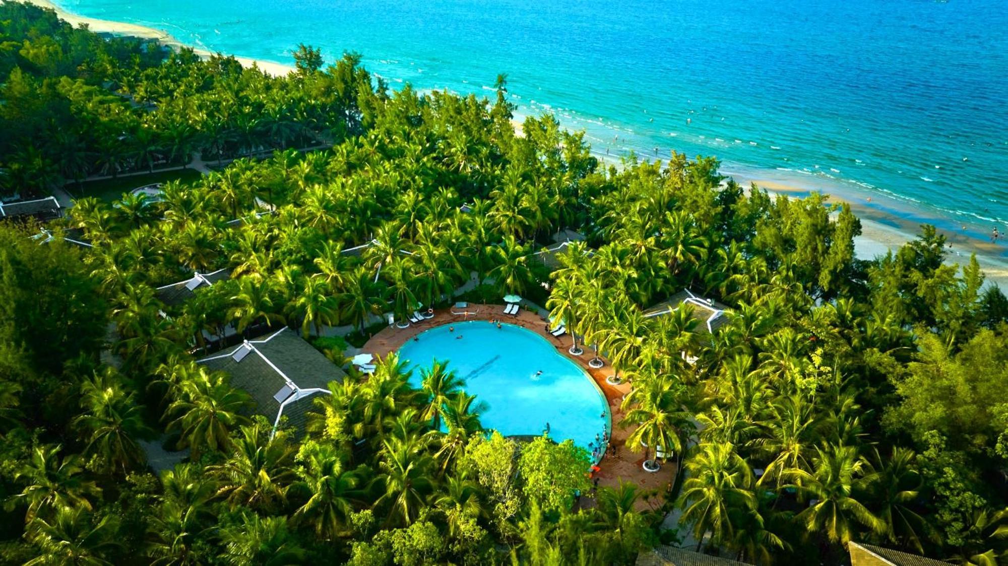 Lang Co Beach Resort Bagian luar foto