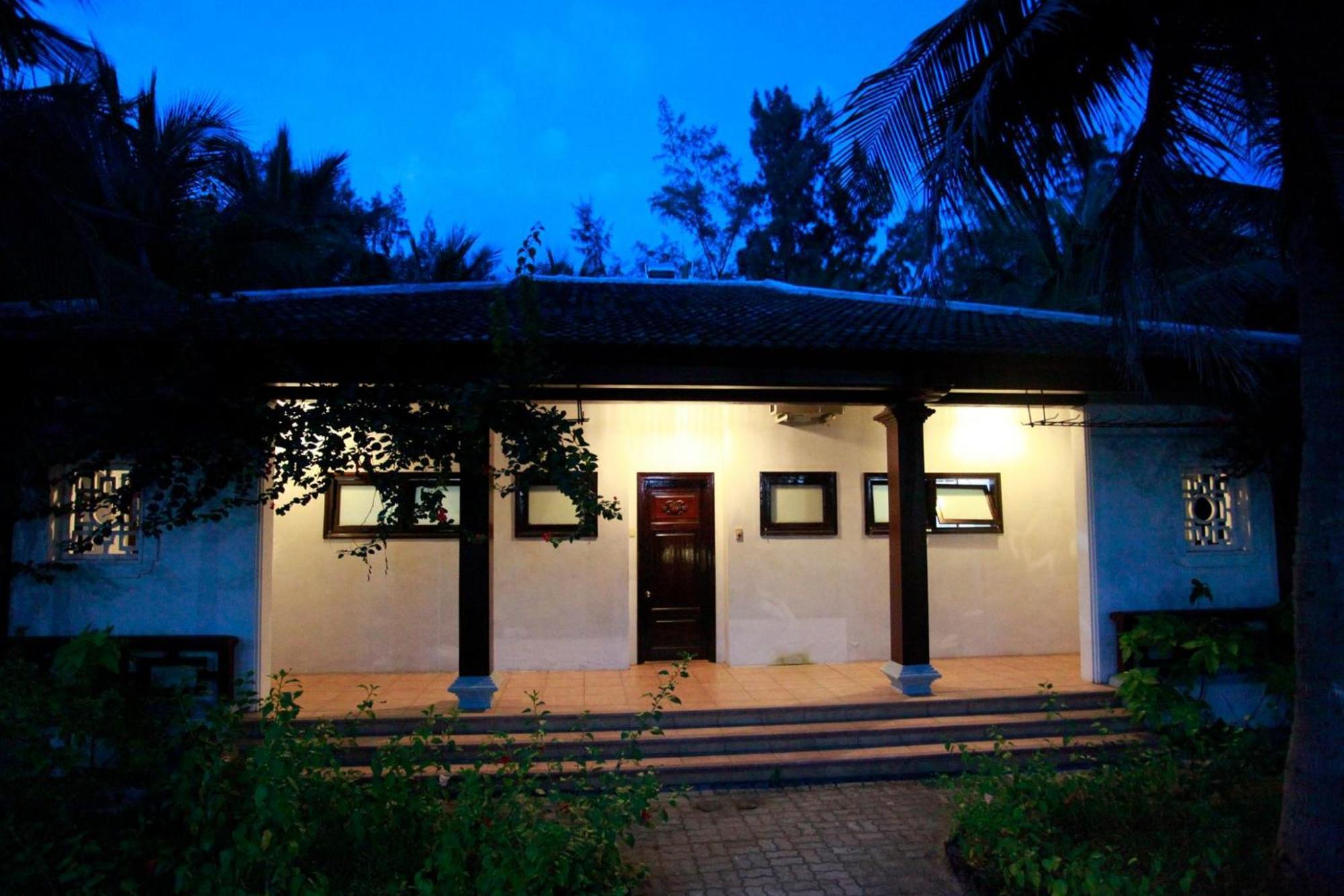 Lang Co Beach Resort Bagian luar foto
